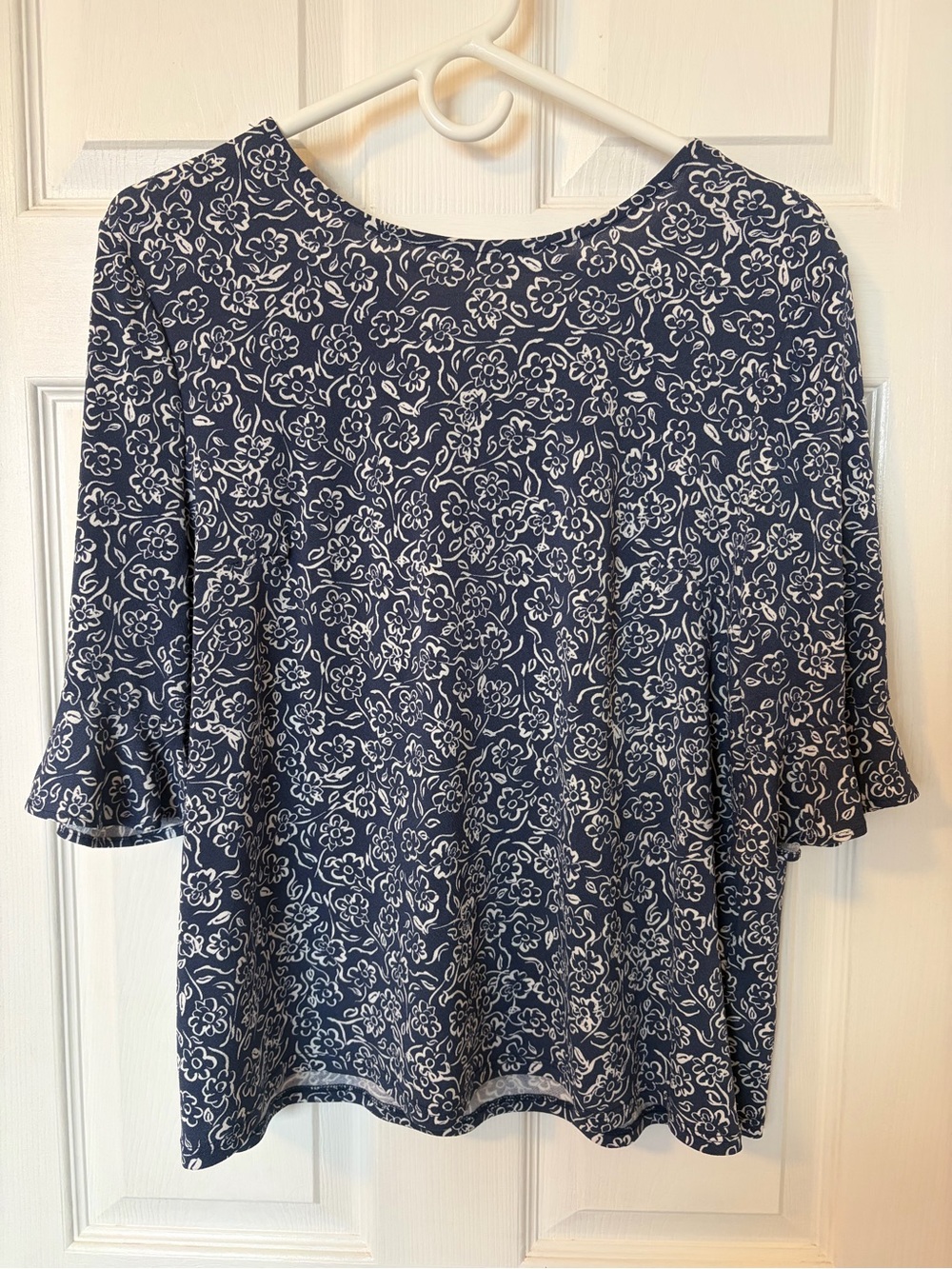 CeCe Navy and White Floral Elbow-Ruffle Top